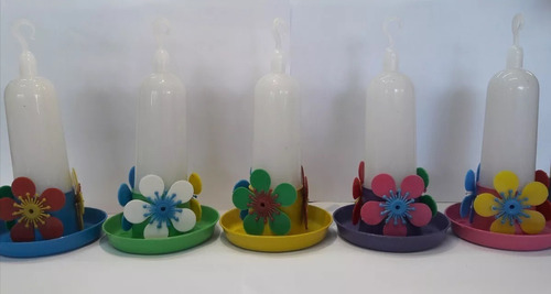Imagem 1 de 4 de Bebedouro Beija Flor Pássaro Ave Colorido Kit 20 Peças