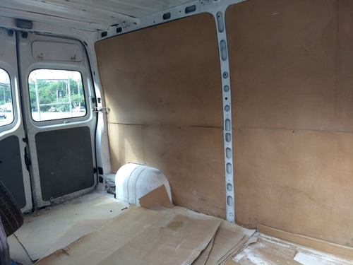 Renault Master 2.8 Dti L2h2 5p 2003 R$ 31.900,00 Financio