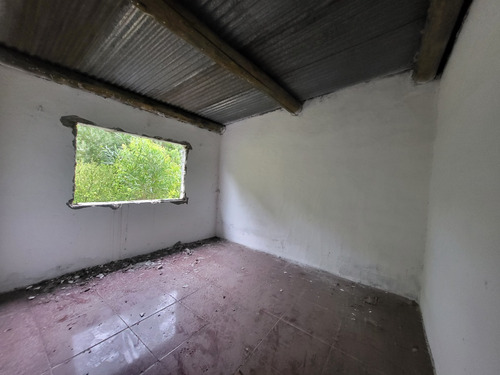 Terreno Con Mejoras Atras De Barrio Privado Carmel