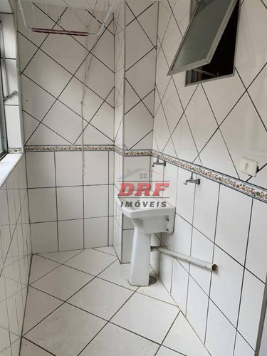 Imagem 3 de 6 de 2 Dorms Reformado A 50 Mts Da Av Timóteo Penteado - Vila Milton - Ap0530
