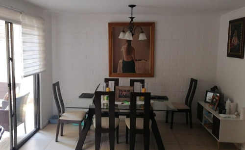 Casa 3d Y 3b En Los Nogales