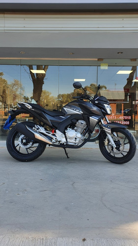Imagen 8 de 15 de Honda New Cb Twister 250 - Mod. 2023 - Cb Twister 250 2023