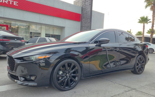 Mazda 3 Carbon Edition 2023