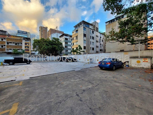 Hermoso Apartamento En Alquiler. Urb. Altamira.