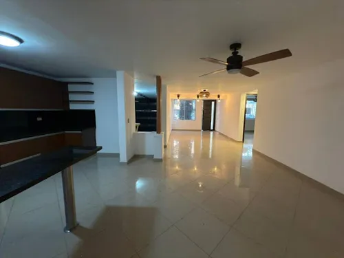 Casas En Venta Laureles 643-8292542