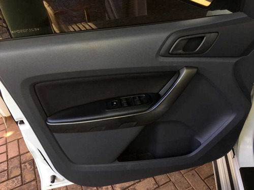 Imagem 14 de 15 de Ford Ranger 3.2 Xls 4x4 Cd 20v Diesel 4p Aut 2014
