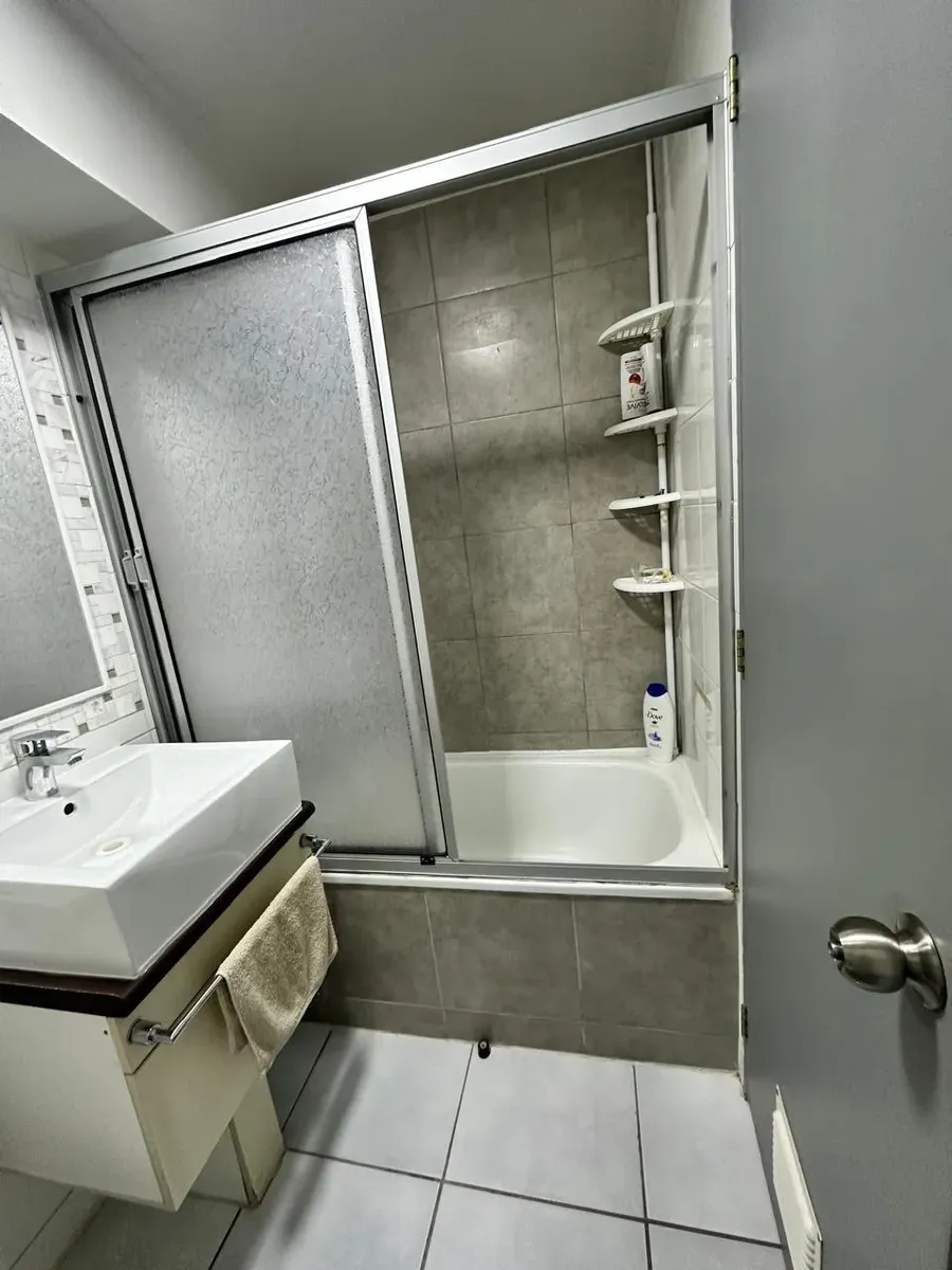 Imagen 3 de 14 de Se Arrienda Amplio Departamento Sin Muebles