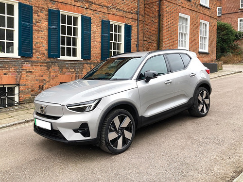 Volvo Xc40 P8 Awd Recharge Ultimate Dark