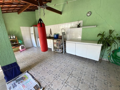 Imagem 9 de 14 de Vendo Casa Térrea 3 Dormitórios 3 Suites -vila São Francisco