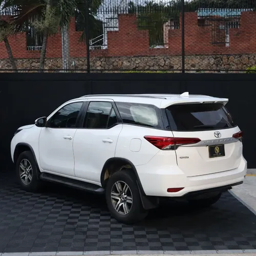 Toyota Fortuner 2.7l