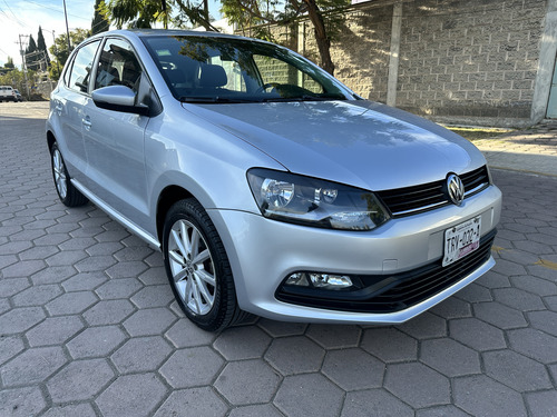 Volkswagen Polo 1.6 L4 Sound Mt