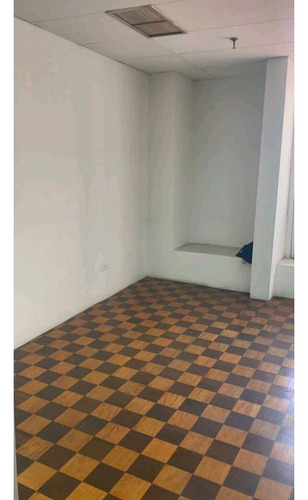 En Venta Oficina 59,97m2 Centro De Caracas 3286