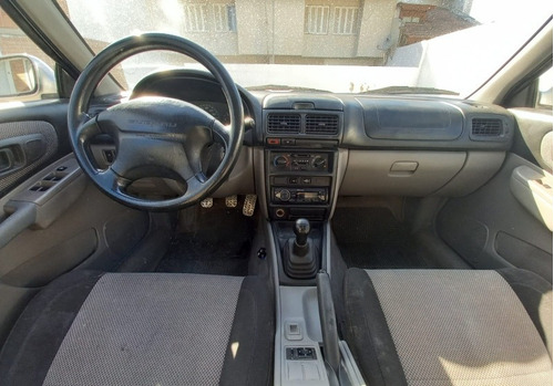 Imagen 8 de 8 de Subaru Impreza 1998 2.0 Gl Awd