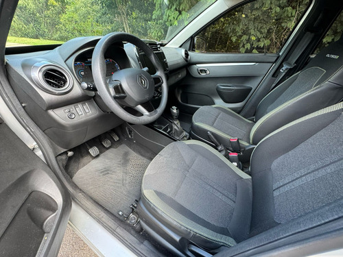Renault Kwid 1.0 12V SCE FLEX OUTSIDER MANUAL