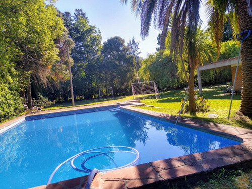 Imagen 2 de 14 de Alquilo Quinta 3000 Mts2,c/caseros, Asfalto,2 Cuadras Acceso, Canchas Fútbol, Volley, Fútbol Tenis, Wifi, Direct Tv. Pileta 10x 6, Solárium.