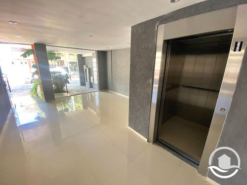 Imagen 4 de 20 de Monoambiente C/cochera En Venta - Impecable Estado