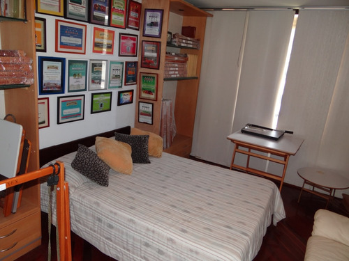 Apartamento En Venta En La Alta Florida 56mts2/1h/1b/1e + 3 Cuartos Hobby 45mts2. Mem