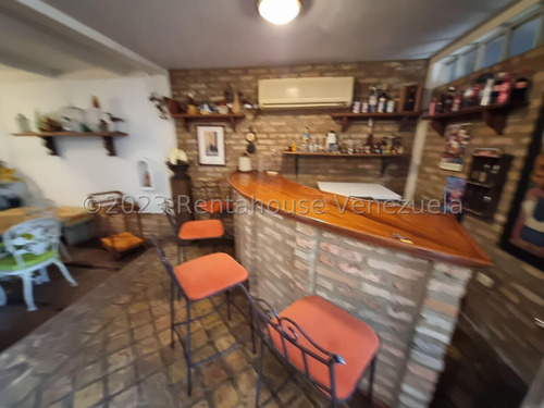 Vendo Acogedora Casa Al Este De Barquisimeto. Maritza Lucena