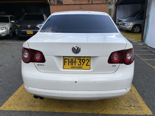 Volkswagen Bora 2.5 Prestige