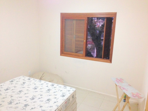 Casa De 3 Dormitórios - 4339