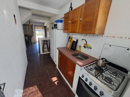 Inmobiliaria Costa Azul Vende Dos Casas Y Dos Apartamentos A Una Cuadra De La Playa Antoniopolis, Rocha.