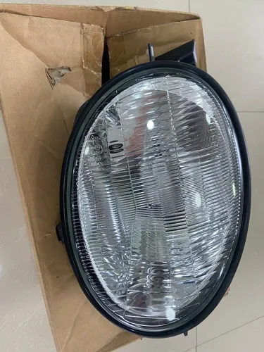Faro Derecho Toyota Corolla Sapito 1999-2000