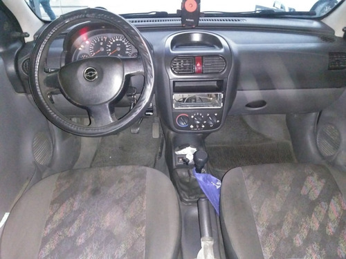 Imagem 11 de 11 de Chevrolet Corsa Sedan, Ano 2004 Zerooo