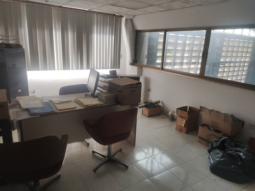 Galpón En Venta En Zona Industrial De Cagua. Aragua