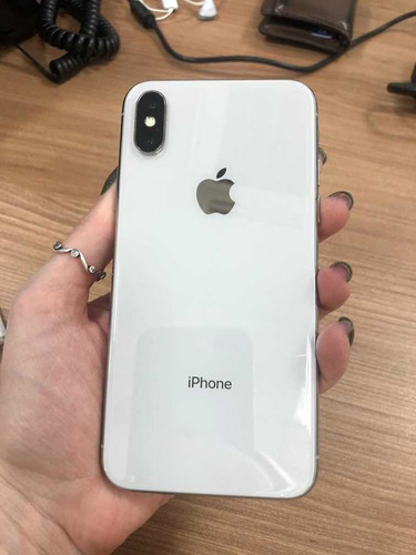 iPhone X