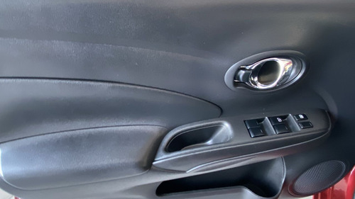 Imagen 12 de 15 de Nissan Versa 2018 1.6 Sense Mt