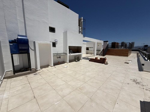 Departamento A Estrenar Frente Con Balcón Y Amenities Sobre Avenida Colón