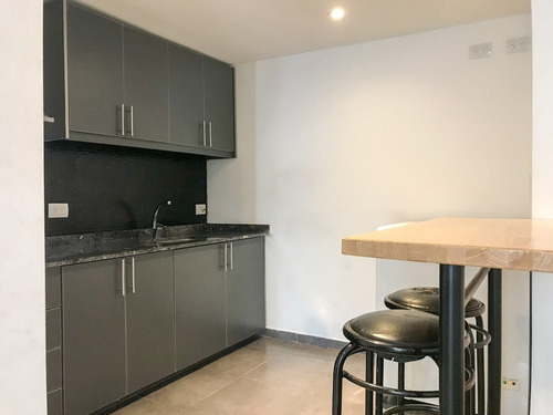 Imagen 7 de 14 de Departamento En Venta En Moreno Excelente Ubicación