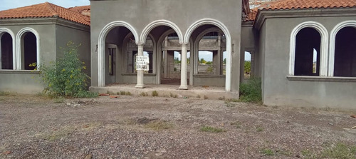 Venta De Casa En Carril Norte, San Martín, Mza