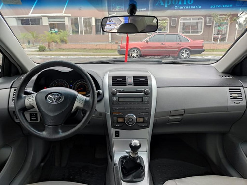 Imagem 6 de 8 de Toyota Corolla Gli 1.8 Flex 16v Mec.