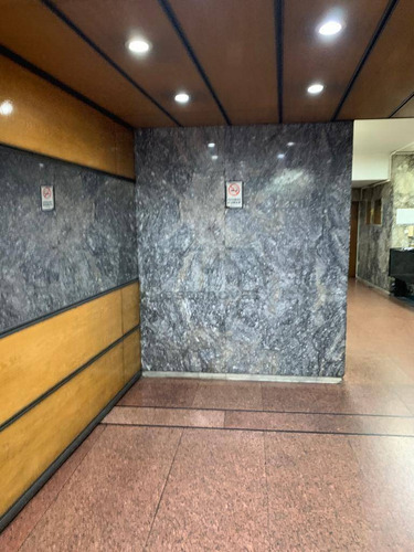 Imagen 9 de 9 de Oficina 22mts Corrientes Y Maipú, Microcentro Sin Baño