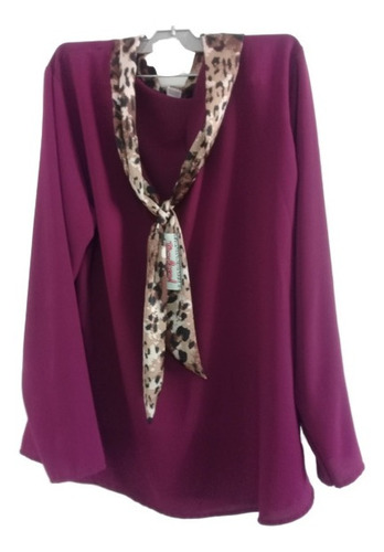 Blusa Crepe Con Cuello Animal Print 