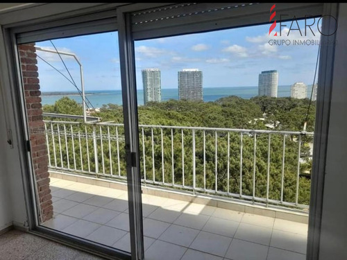 Piso Alto Con Hermosas Vistas Al Mar