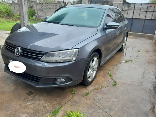 Volkswagen Vento 2.5 Luxury 170cv