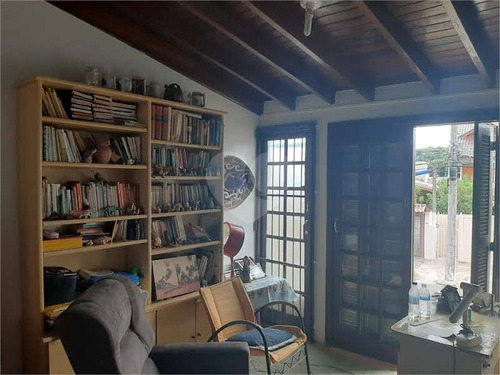 Imagem 6 de 30 de Sobrado Excelente Localização No Bairro Teresópolis. - Reo551815