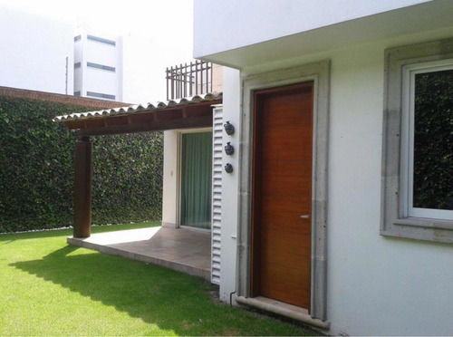 Imagen 3 de 14 de Se Renta Hermosa Y Muy Segura Casa En Lomas De Angelópolis 1