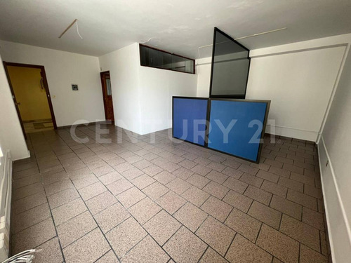 Oficina De 47.50m2 En Bajada Chapultepec, Cuernavaca