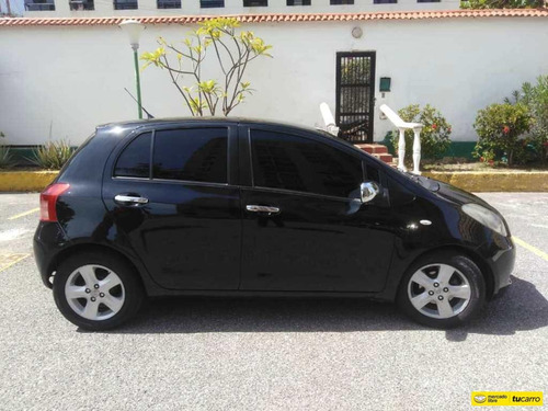 Toyota Yaris Automatico