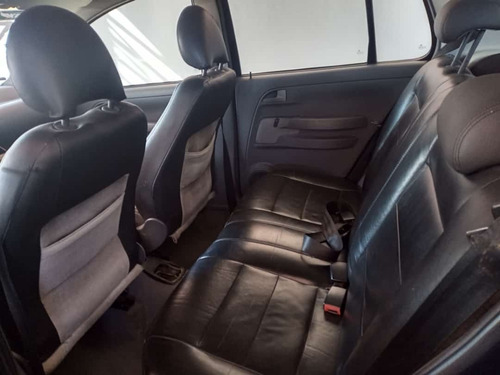 Volkswagen Fox 1.0 Vht Plus Total Flex 5p
