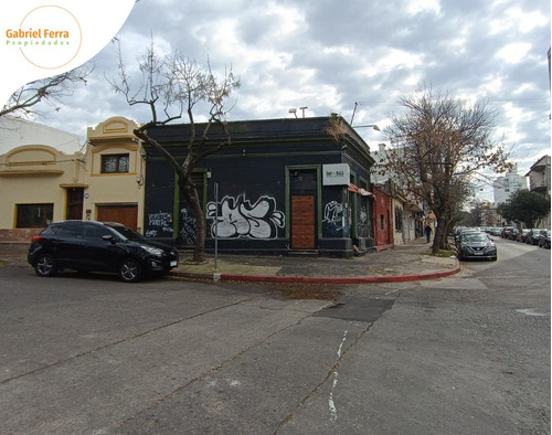 Zona De Pocitos - Tres Casas En Un Único Padrón.