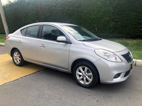 Nissan Versa 2013 1.6 Advance