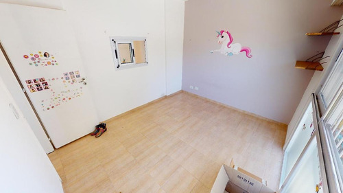 Imagen 11 de 24 de Amplio 4 Ambientes Tipo Duplex, Con 3 Baños Y Terraza Propia Con Parrilla.