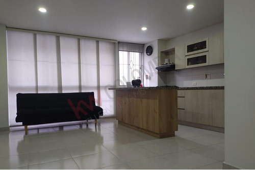 En Venta Hermoso Apartamento En El Barrio Santa Mónica, Medellin