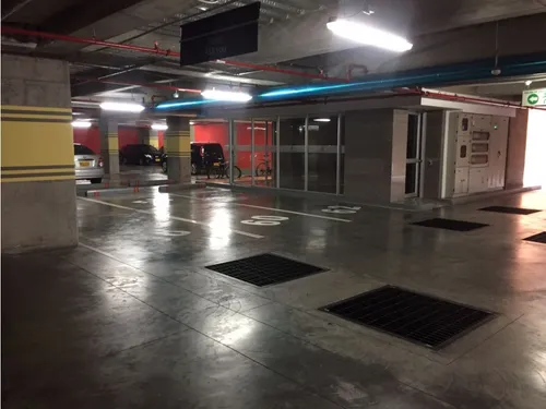 Oficina En Arriendo Chico Norte Bogota