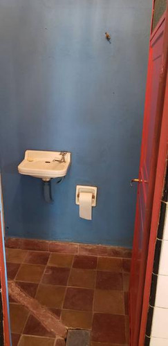 Lanús * Venta Local Comercial * A Mts Av. Rivadavia