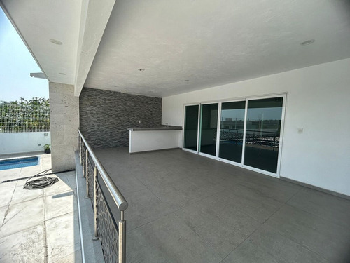 Casa En Venta En Lomas De Cocoyoc